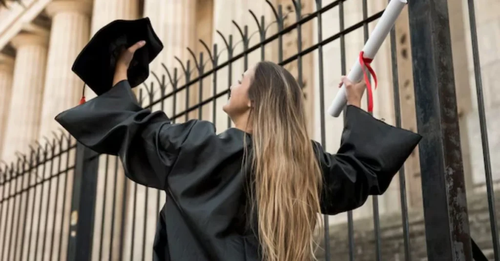 fashion institute of technology hat 